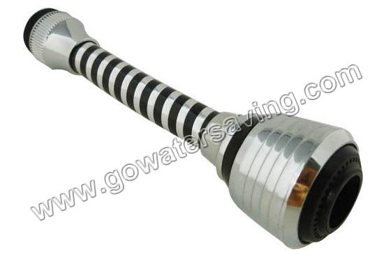 Kitchen swiveling aerator 